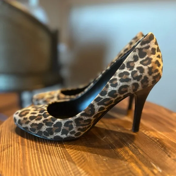 Nine West Heels - Picture 2 of 5